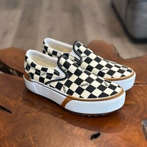 Checkered stacked VANS SIZE 8